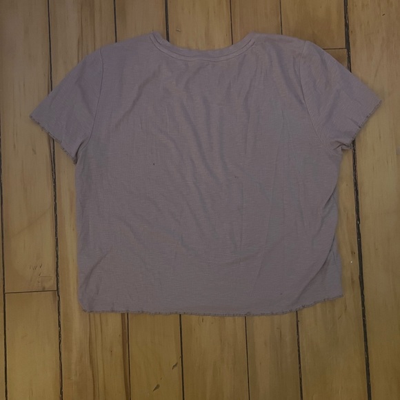 pink t shirt - Picture 3 of 3